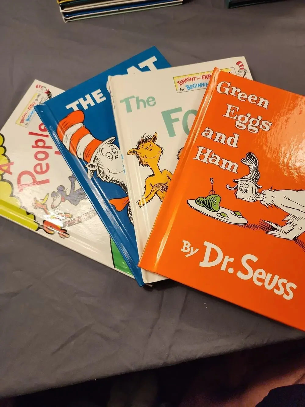 Lot Of 4 Dr Seuss Books